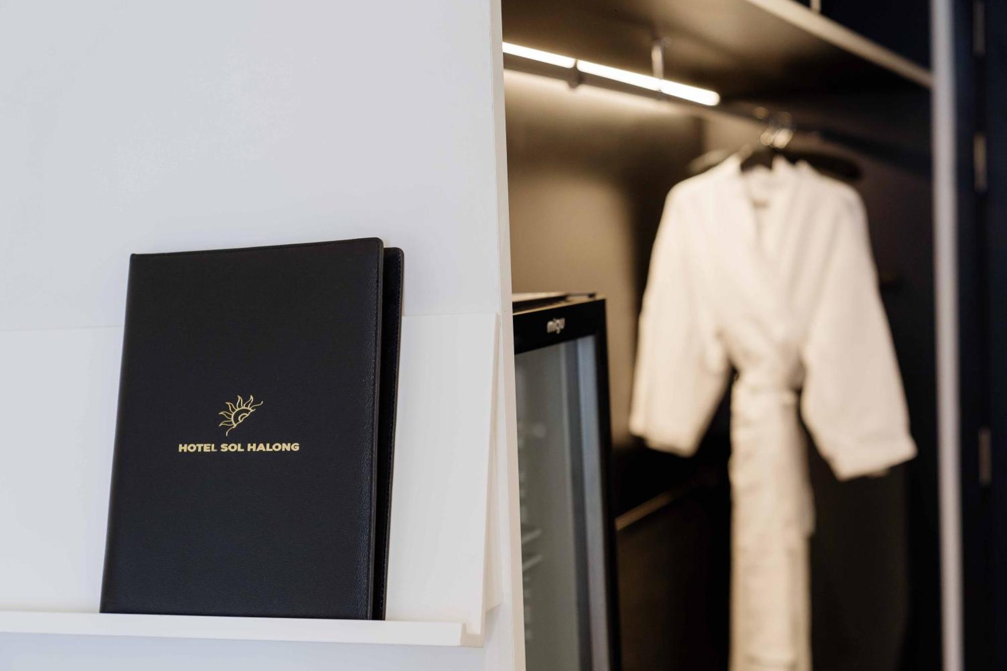 Hotel Soleil Ha Long, Trademark Collection By Wyndham Exteriör bild