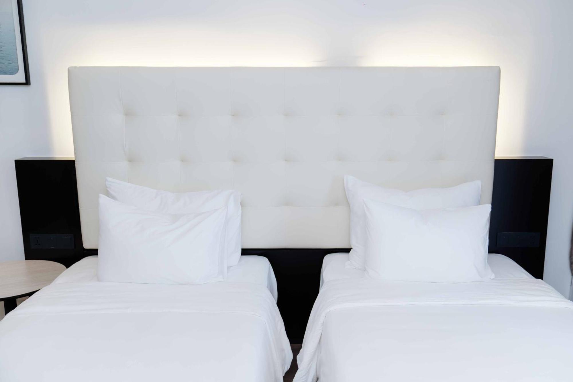 Hotel Soleil Ha Long, Trademark Collection By Wyndham Exteriör bild