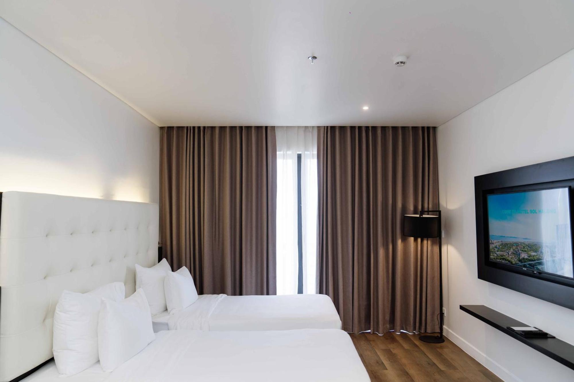 Hotel Soleil Ha Long, Trademark Collection By Wyndham Exteriör bild